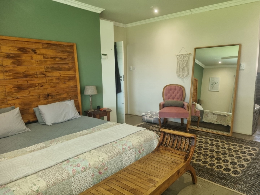 5 Bedroom Property for Sale in Vaalpark Free State
